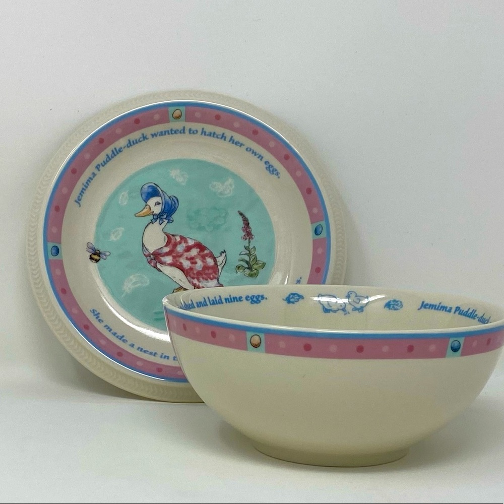 Child's Plate & Bowl
Jemima Puddle Duck
by WEDGWOOD
